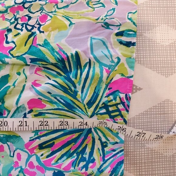 LILLY Pulitzer XS Popover Tunic Blouse Long Sleeves Pink Teal Tropical V-neck - Picture 5 of 11